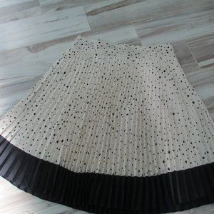 Ann Taylor pleated skirt